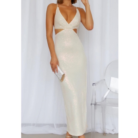 Hello Molly | Create The Spell Midi Dress - Picture 5 of 13